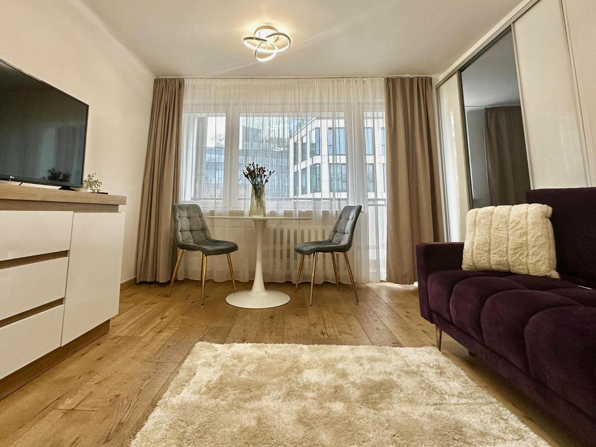 Апартаменты Chmielna 106 - Free Parking - Duzy Balkon Варшава Экстерьер фото